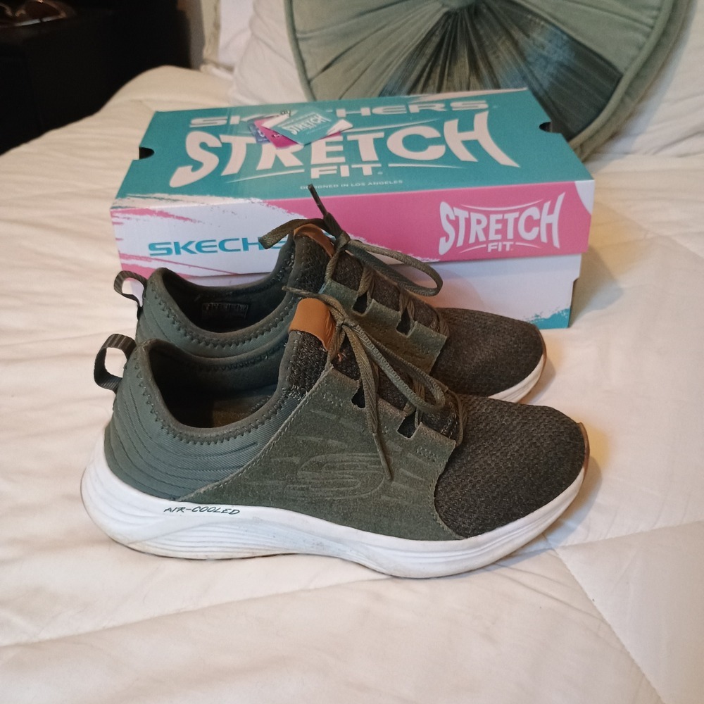 Skechers Women's Stretch Fit Radiance 100926 Dark Taupe Size  Air-Cooled sneaker